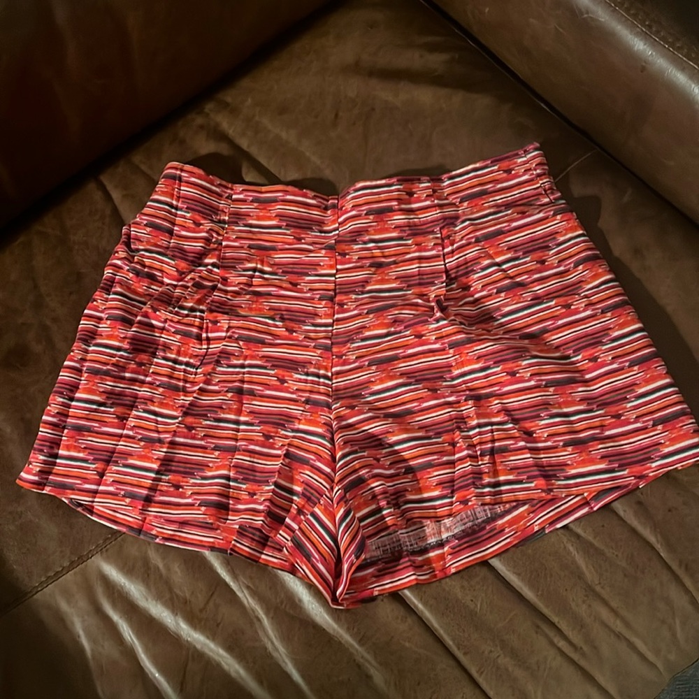 LOFT pull on shorts